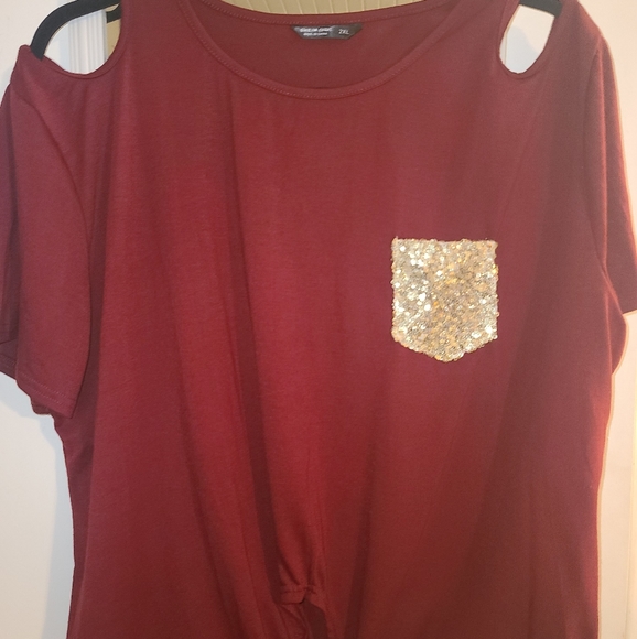 Cold shoulder blouse - Picture 1 of 2